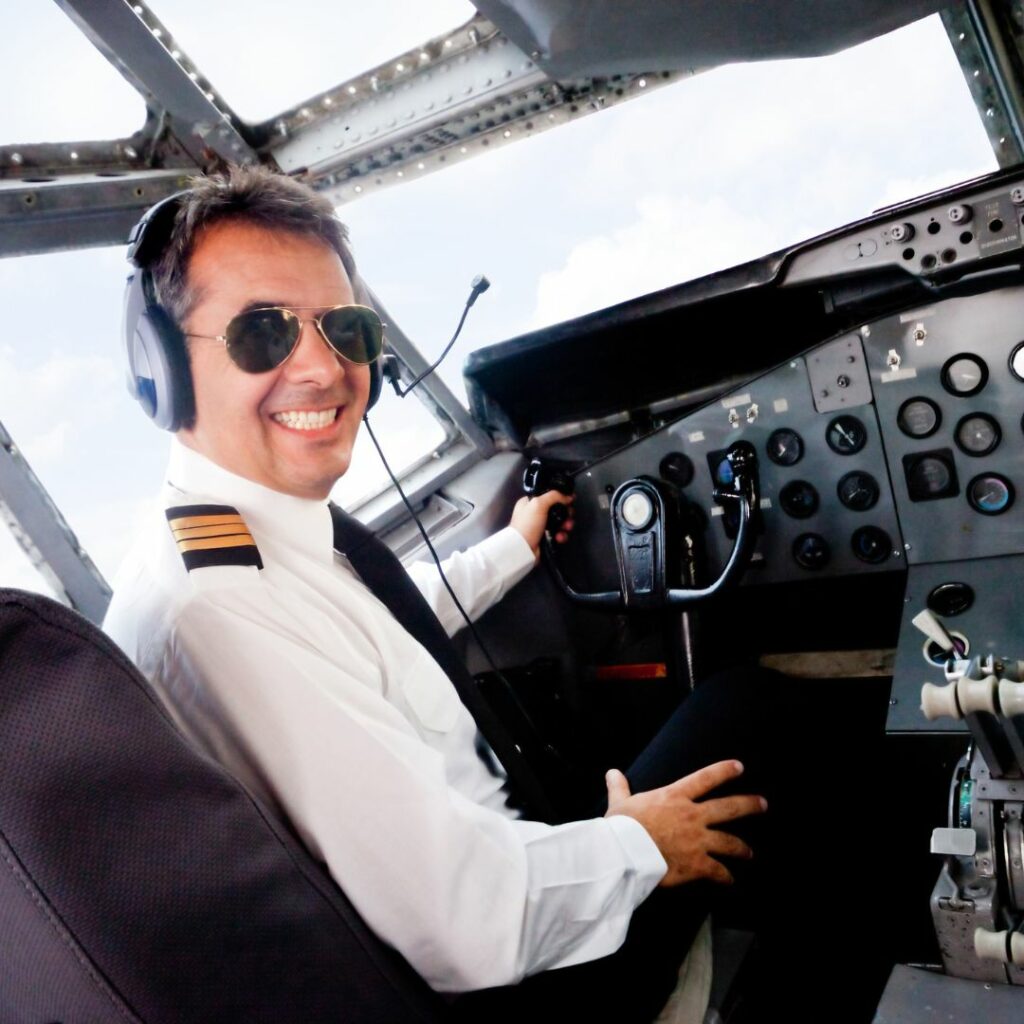 how to become a pilot after 12th